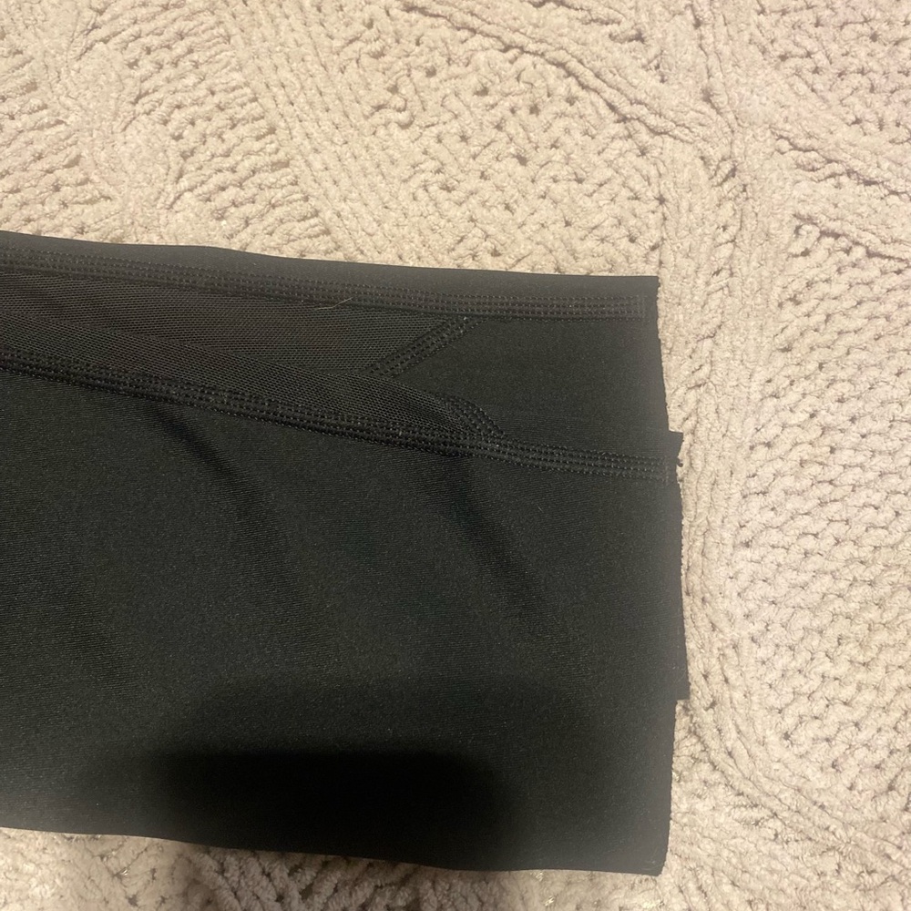 Offline by Aerie Black Goals 7/8 Hi Rise Leggings - Picture 4 of 5